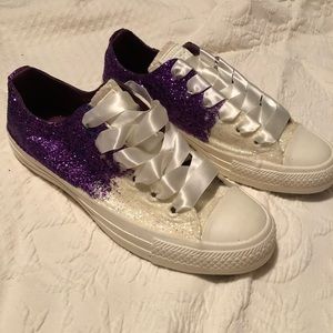Custom made Converse women’s glitter sneakers